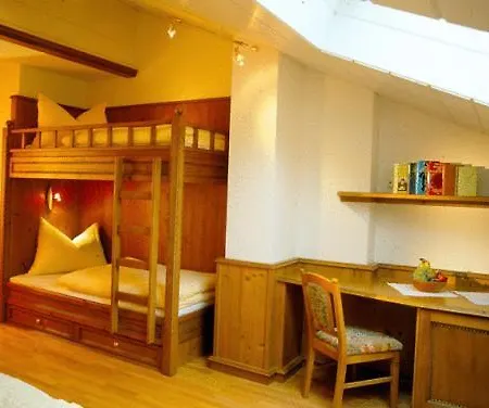 Strolz Appartement Berwang